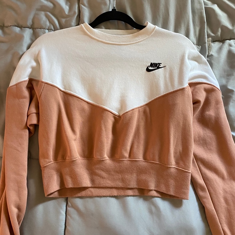 Nike Cropped Crewneck